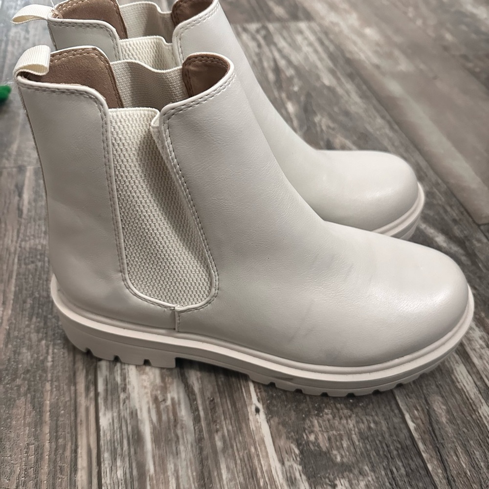 Soda Cream Booties